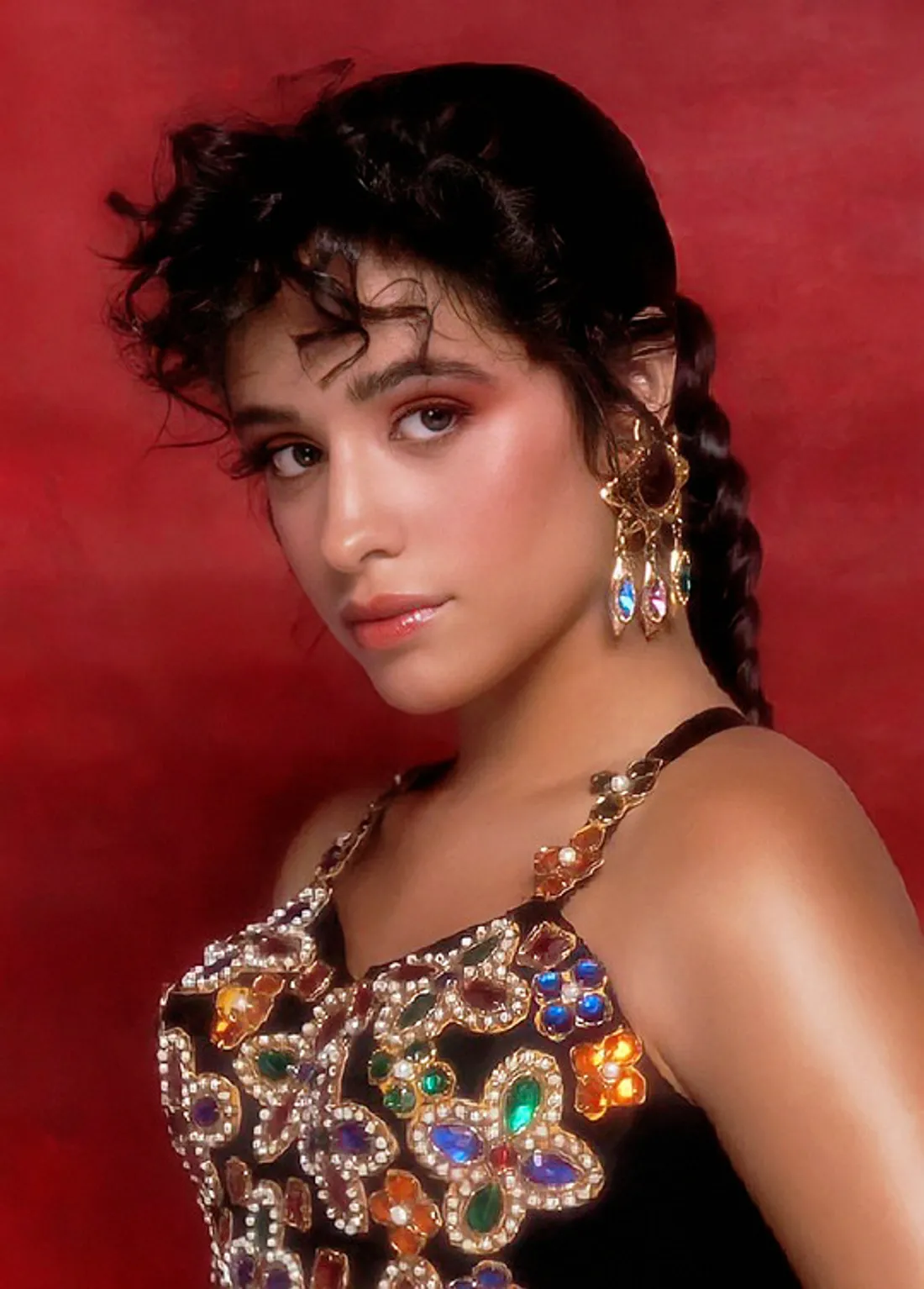 Camila Cabello nous fait danser avec "Don't go yet"